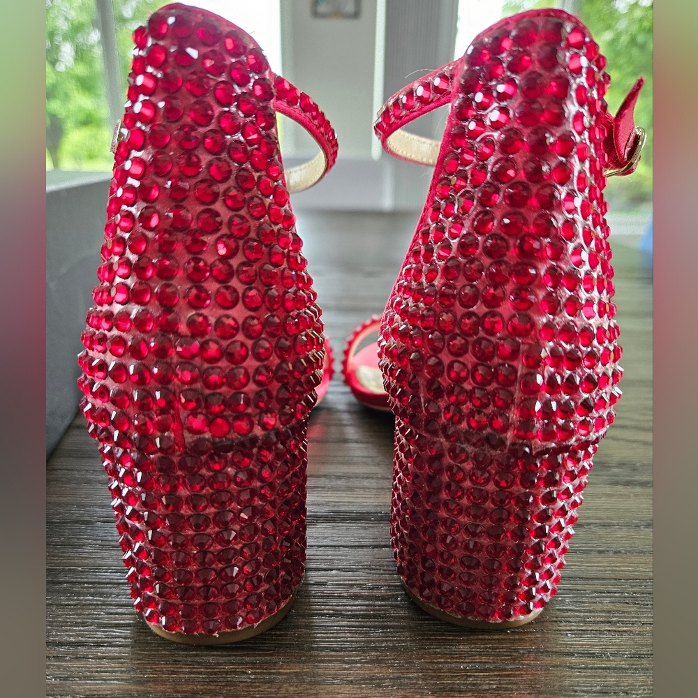 NWT Betsey Johnson Mari Sandals - Picture 2 of 8